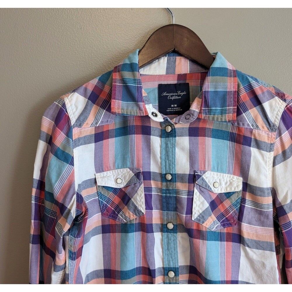 American Eagle Women’s Medium Plaid Pearl Snap Western Shirt Top Long Sleeve AE